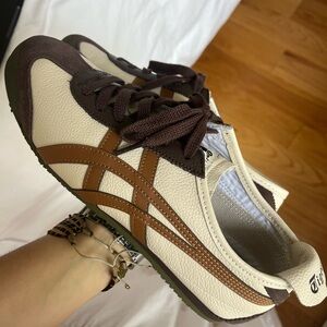 RARE WORN ONCE Onitsuka Tiger by Asics Mexico 66 White Brown Sneakers